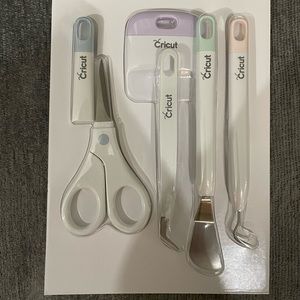 Brand new never opened Cricut Basic Tools Set